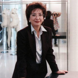 Leïla Khrapunova à la boutique Gianfranco Ferré, Almaty, 1999.