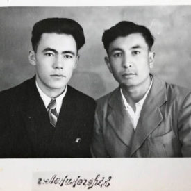 Справа Данияров Калибек, слева двоюродный брат Кенесхан