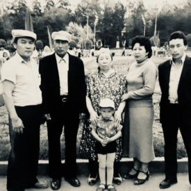 Старшая сестра Карима (1927 - 2010 гг.) с семьей г. Алматы